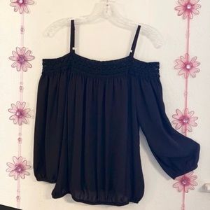 I.N. NWOT Off Shoulder Blouse